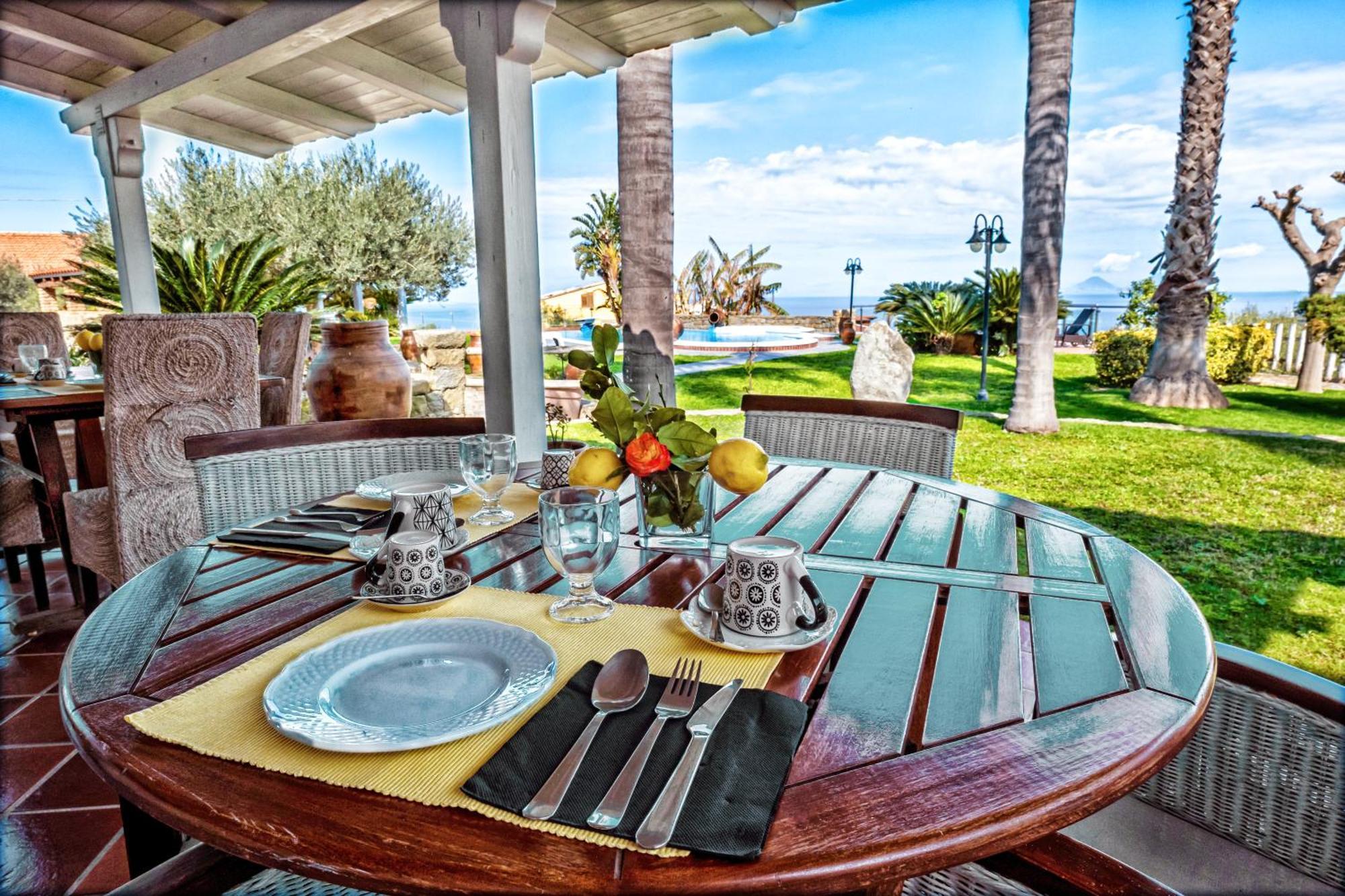 B&B Villa Bency Capo d'Orlando Bagian luar foto