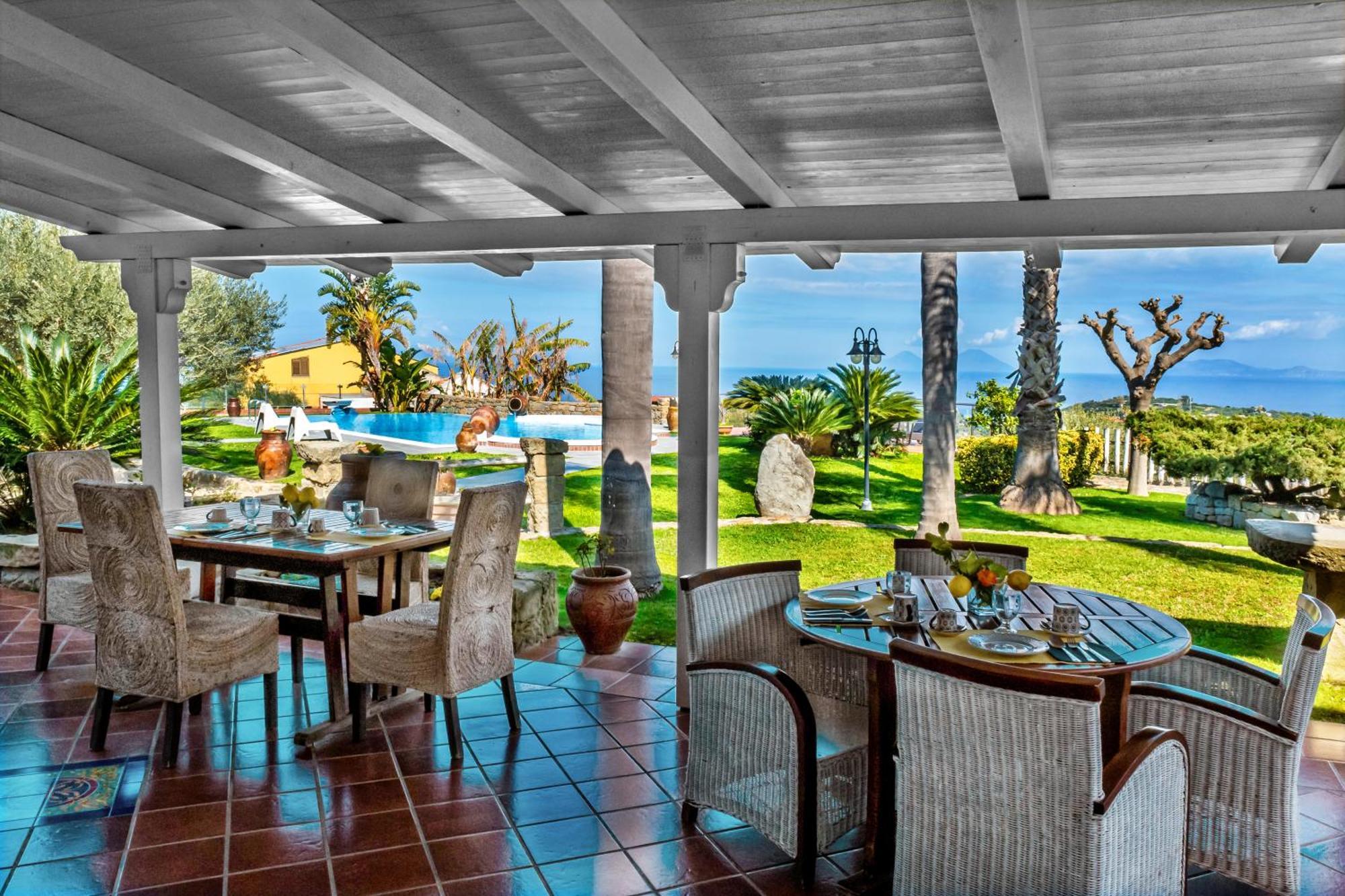B&B Villa Bency Capo d'Orlando Bagian luar foto