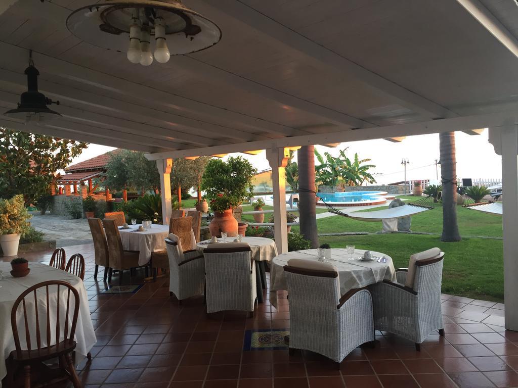 B&B Villa Bency Capo d'Orlando Bagian luar foto
