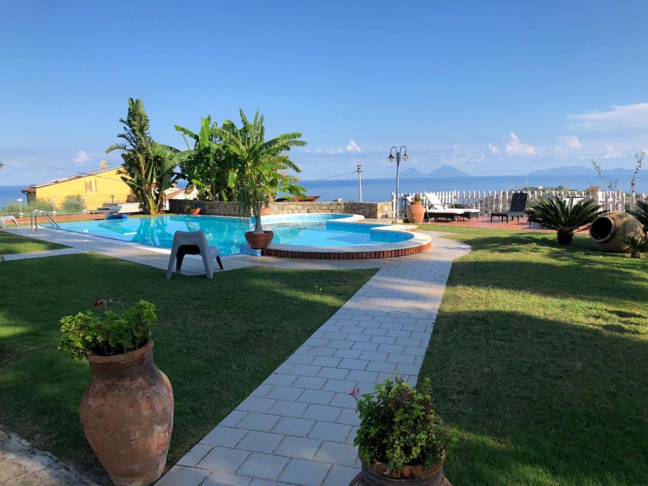 B&B Villa Bency Capo d'Orlando Bagian luar foto