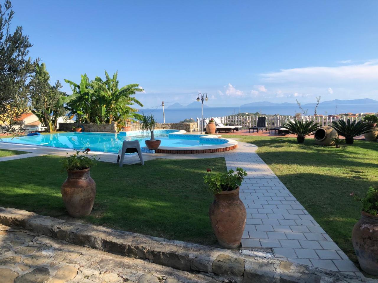 B&B Villa Bency Capo d'Orlando Bagian luar foto