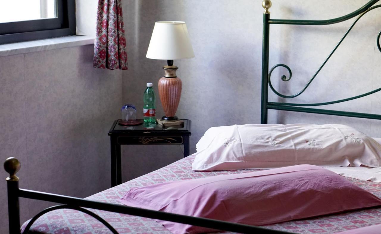 B&B Villa Bency Capo d'Orlando Bagian luar foto